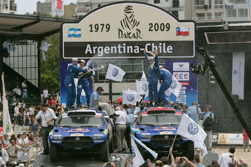 Volkswagen verdedigt titel in Dakar Rally 2010